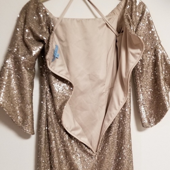 Antonio Melani Sabo Off The Shoulder Bell Sleeve Sequin Dress Champagne 4 NWT - Picture 7 of 16